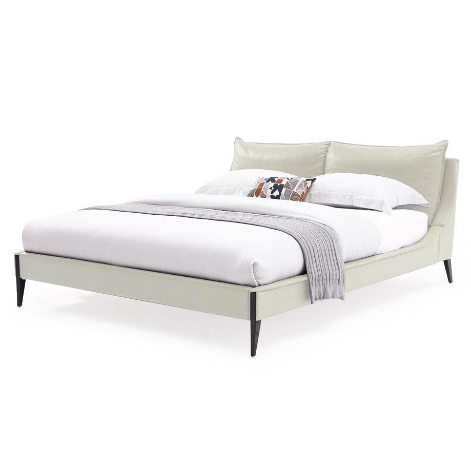 Cama