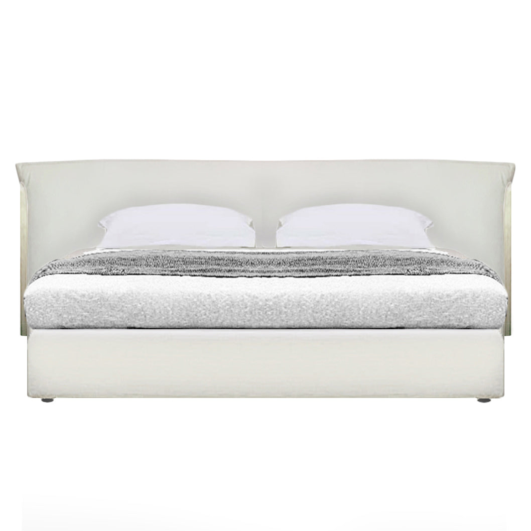 Cama